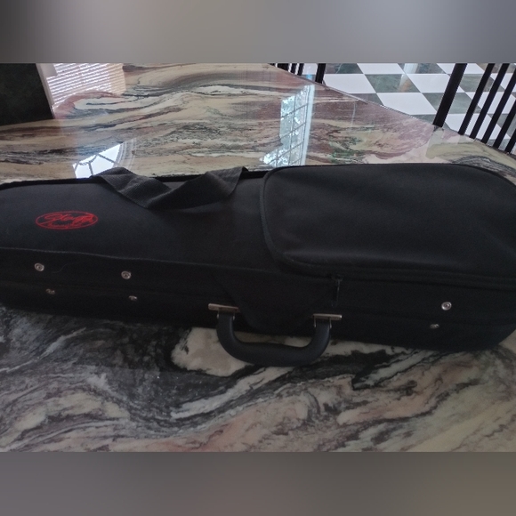 Violin - Picture 5 of 7